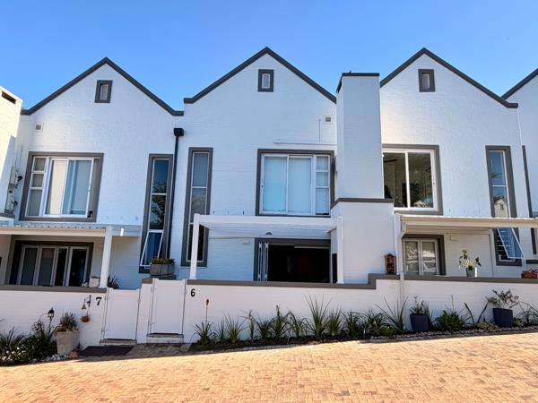 3 Bedroom Townhouse