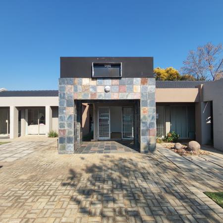 34 m² Commercial space