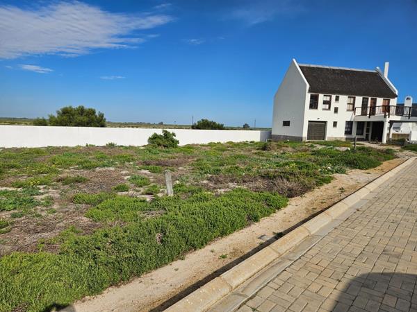 301 m² Land