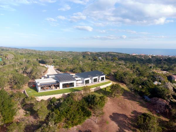 3.8 ha Smallholding
