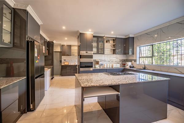 5 Bedroom House