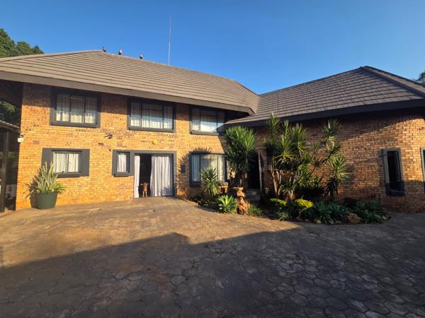 6 Bedroom House