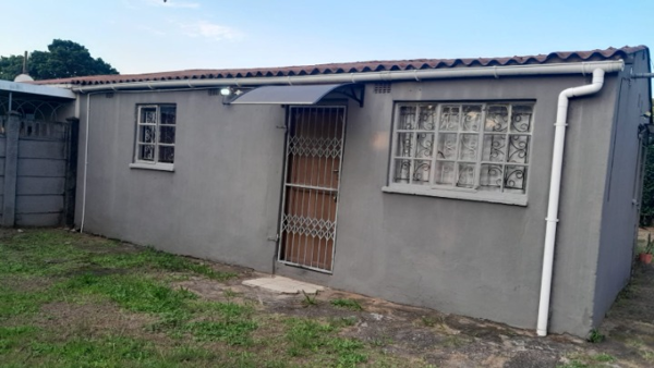 2 Bedroom House