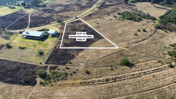 4 093 m² Land