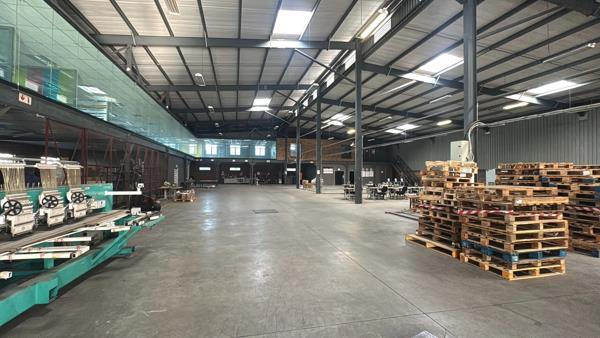2 396 m² Industrial space