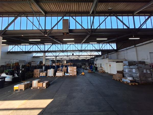 1 810 m² Industrial space