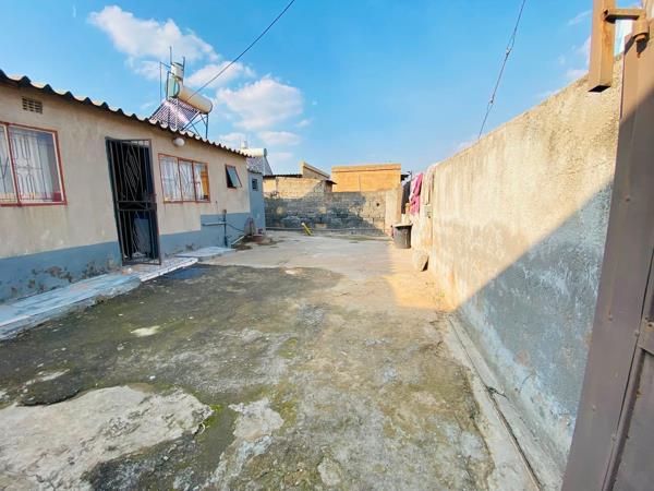 2 Bedroom House