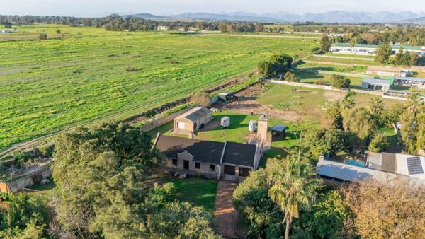 5 630 m² Farm