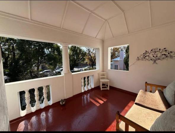 1 Bedroom House
