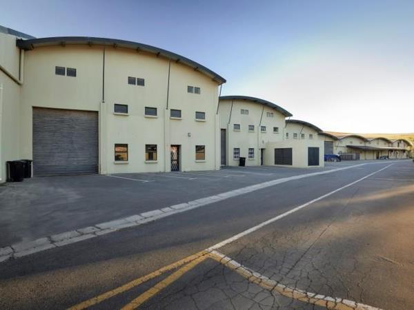 1 054 m² Commercial space