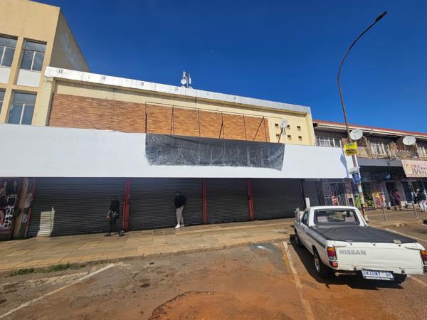 750 m² Commercial space