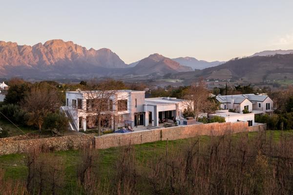 5 Bedroom House