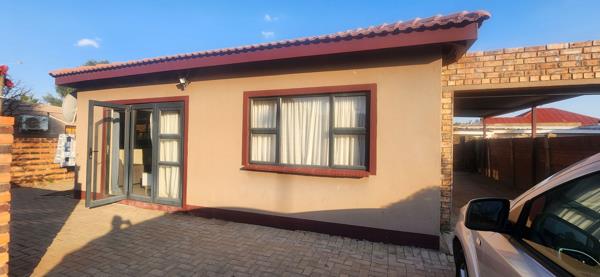 2 Bedroom House
