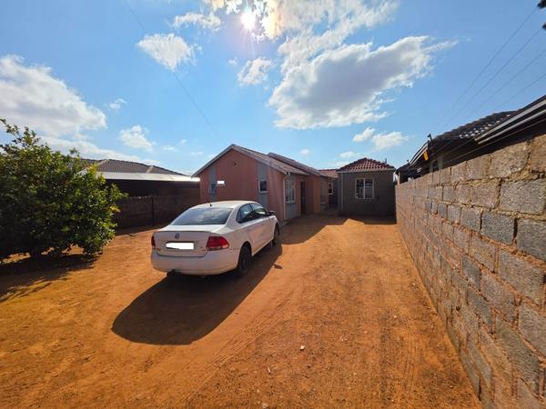 2 Bedroom House