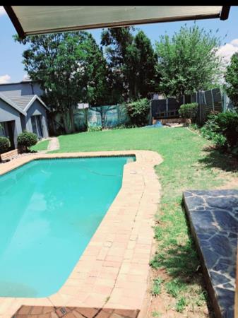1 Bedroom Garden Cottage