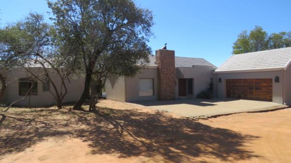 320 m² Commercial space