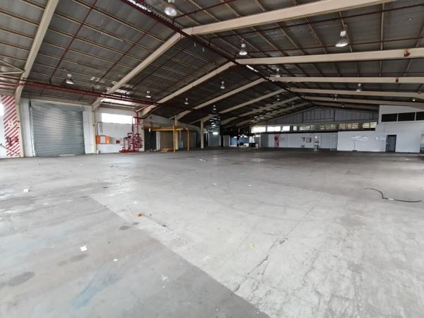 1 630 m² Industrial space