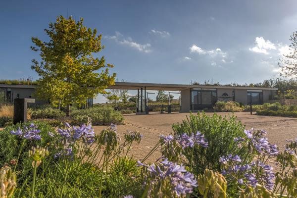 338 m² Land