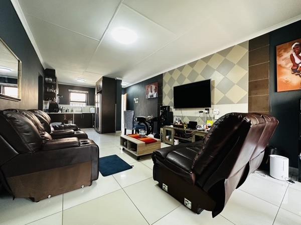 3 Bedroom Apartment