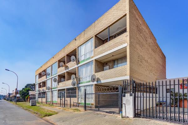 2 Bedroom Flat