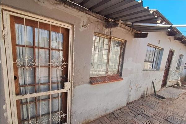2 Bedroom House