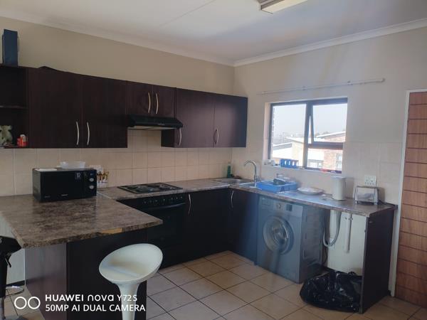 2 Bedroom Flat