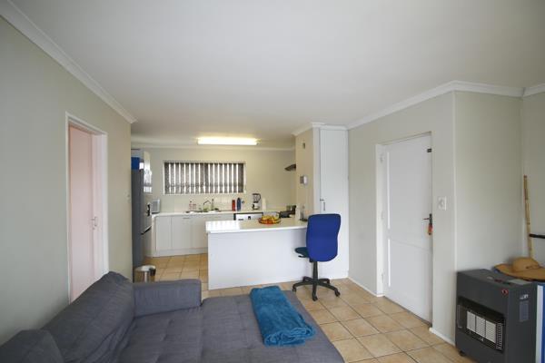 1 Bedroom House