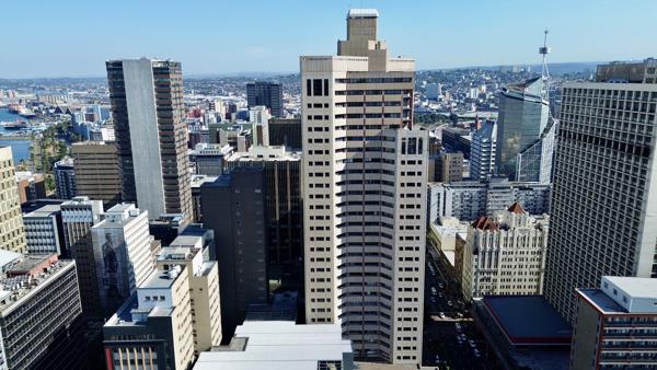 493 m² Commercial space