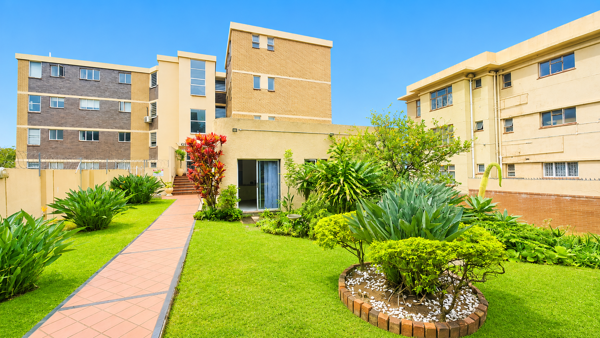 4 Bedroom Apartment