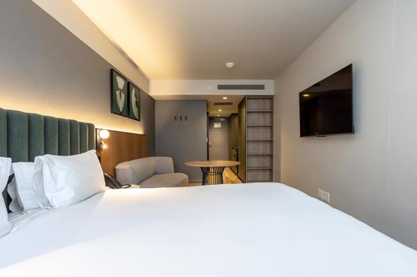 Studio Apartment