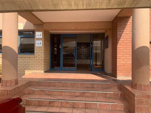 394 m² Office Space