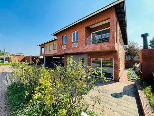 366 m² Commercial space