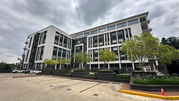 1 633 m² Commercial space
