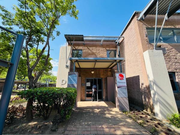 304 m² Commercial space