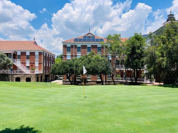 369 m² Commercial space