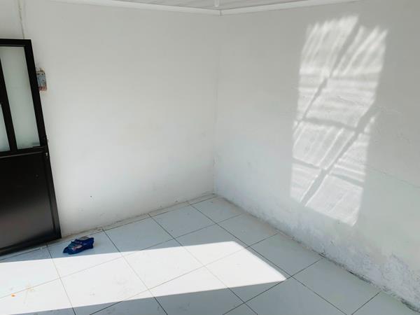 1 Bedroom House