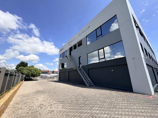 749 m² Commercial space