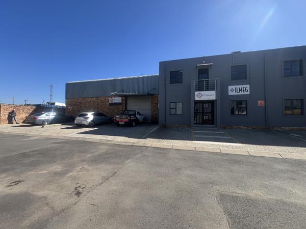 527 m² Industrial space