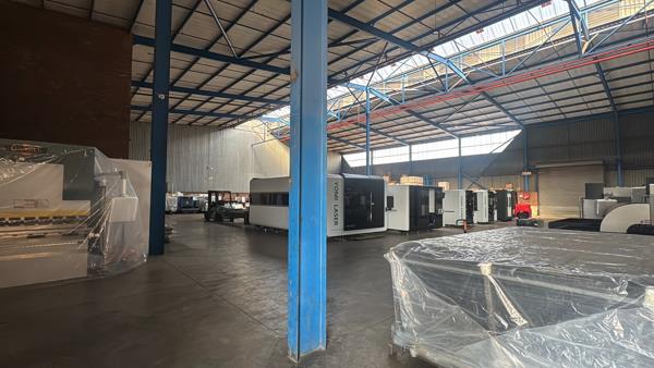 2 169 m² Industrial space