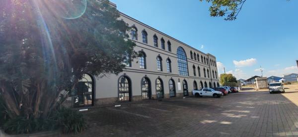 273 m² Office Space
