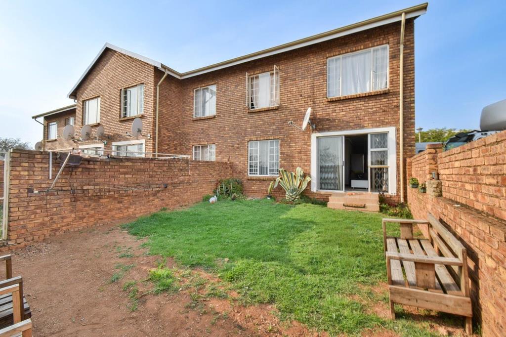 2 Bedroom Townhouse