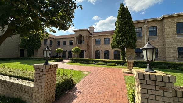 469 m² Commercial space