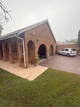 5 Bedroom House