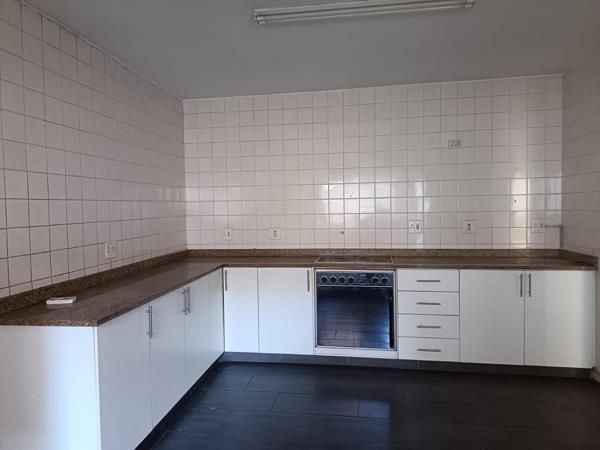 4 Bedroom Townhouse