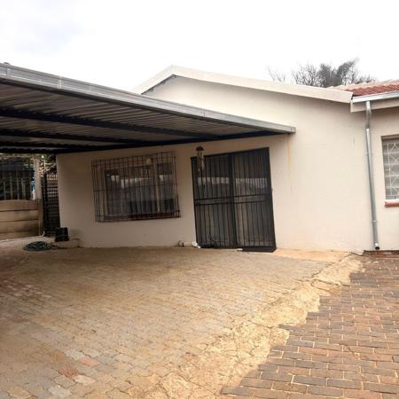 1 Bedroom Garden Cottage