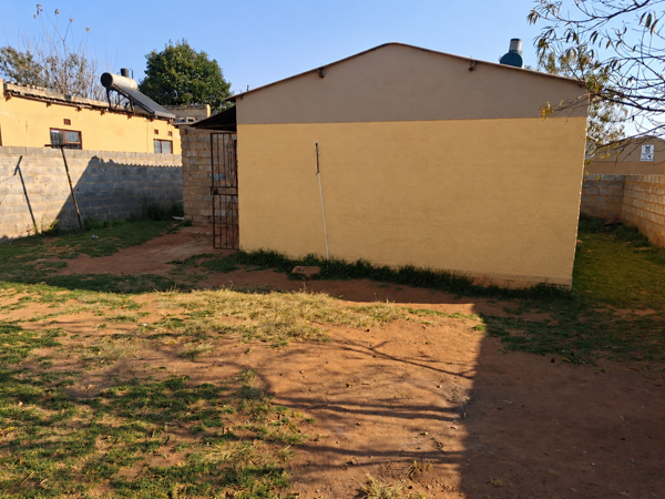 1 Bedroom House