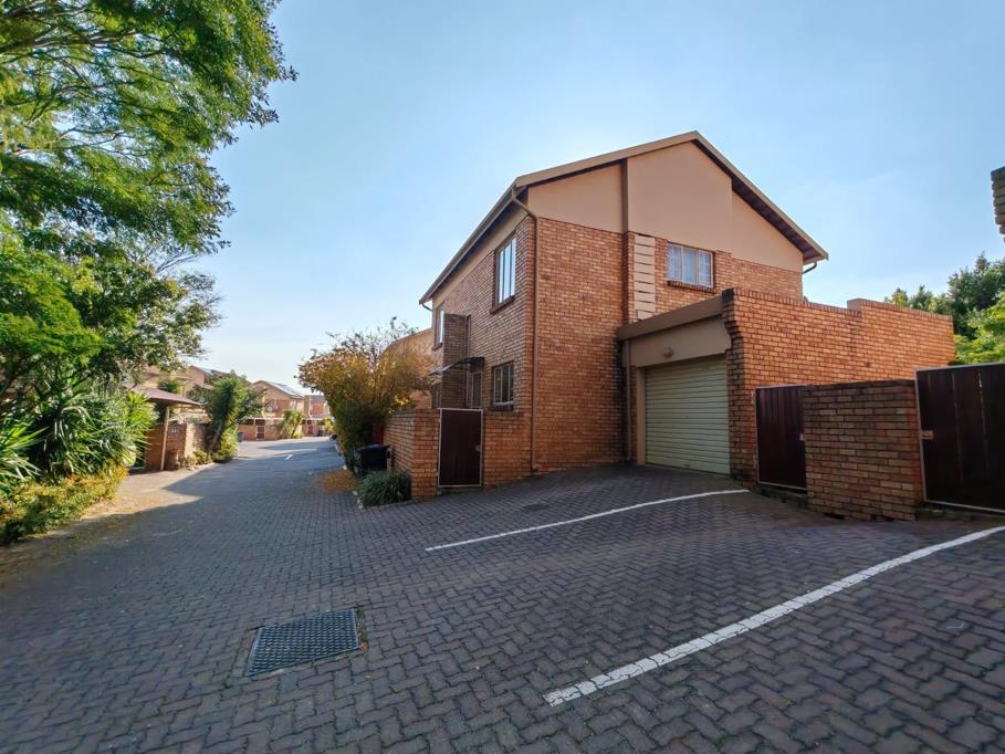 1 Bedroom House
