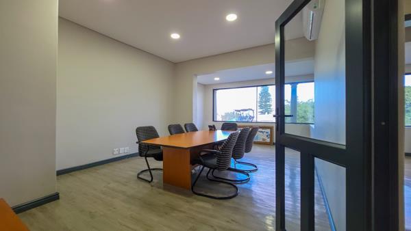 330 m² Commercial space