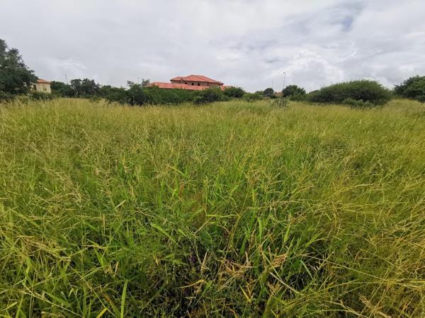 836 m² Land