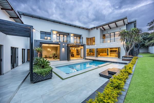 6 Bedroom House